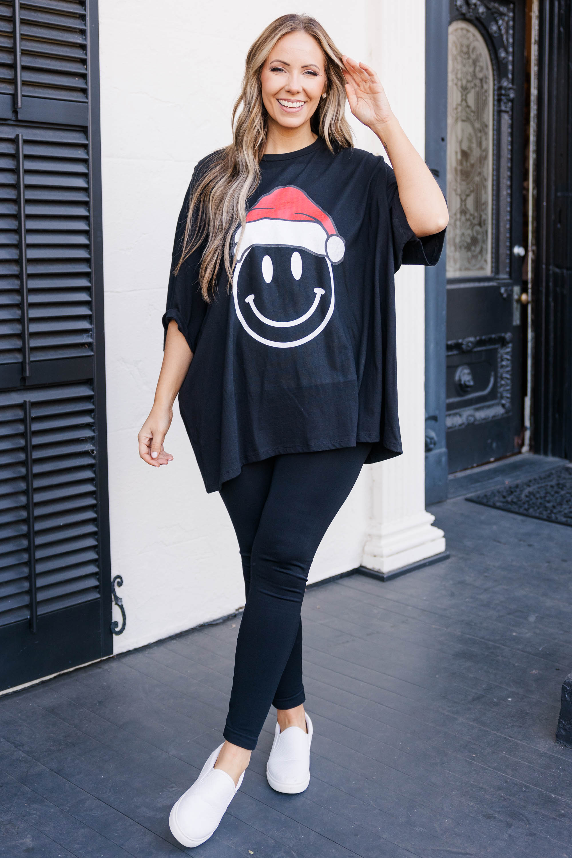 Remember To Smile Santa Boyfriend Tee. Black