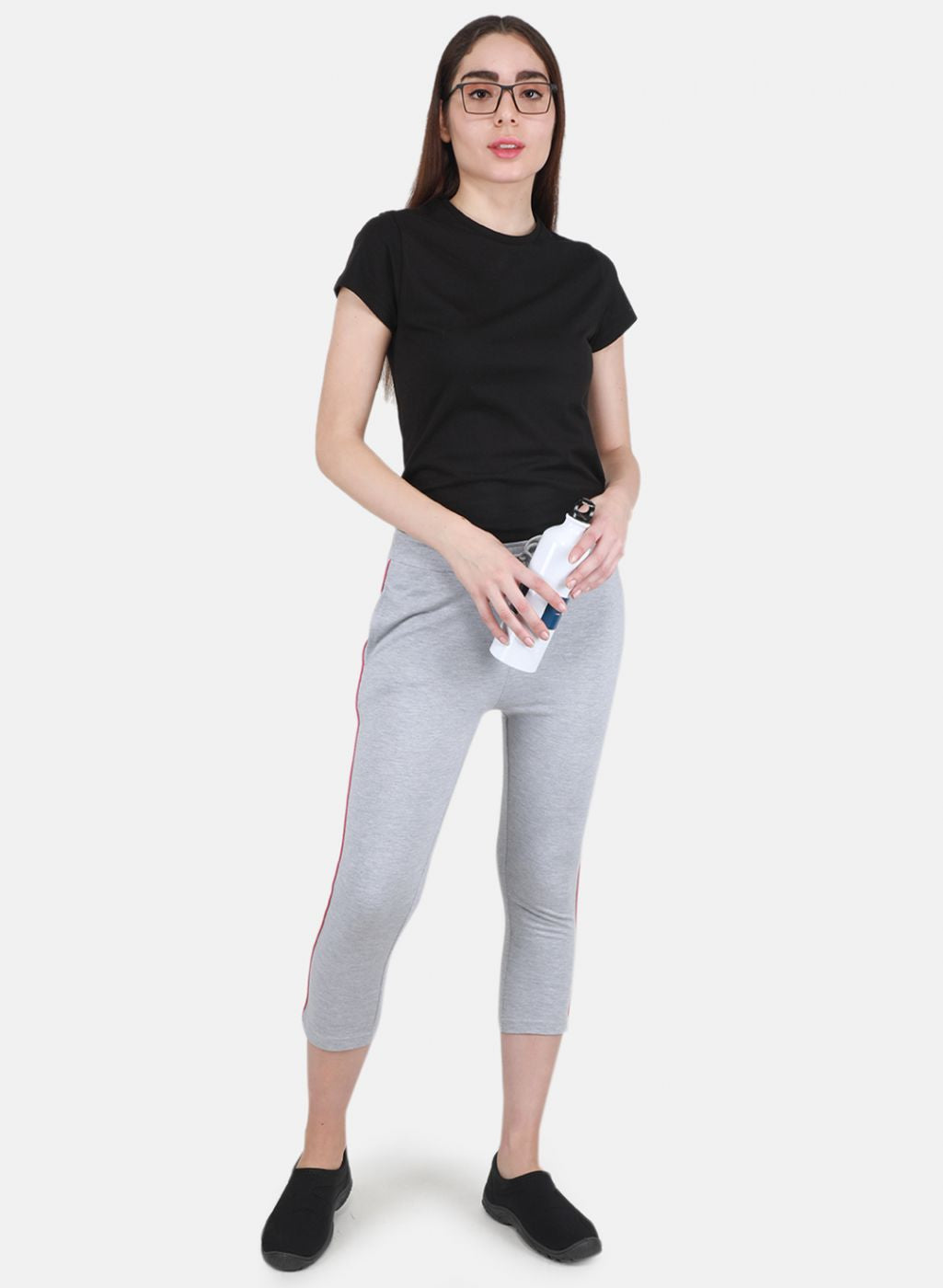 Women Grey Solid Capri