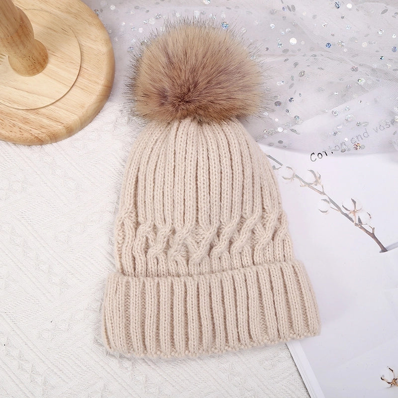 Women's Basic Minimalist Solid Color Pom Poms Eaveless Wool Cap