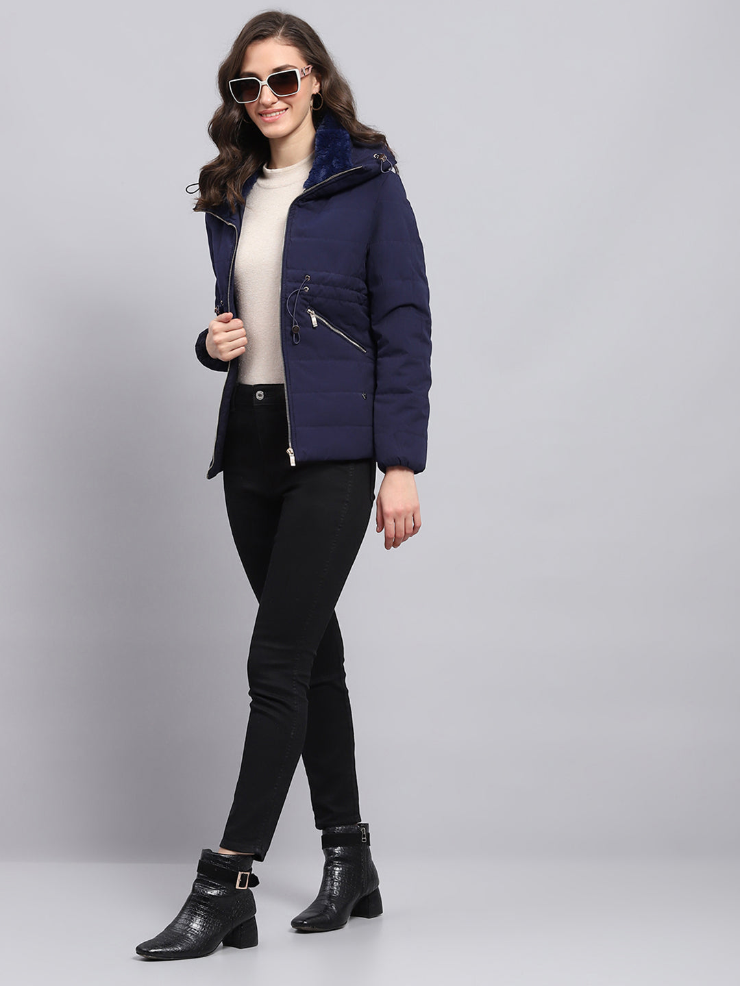 Women Navy Blue Solid Hooded Full Sleeve Jacket