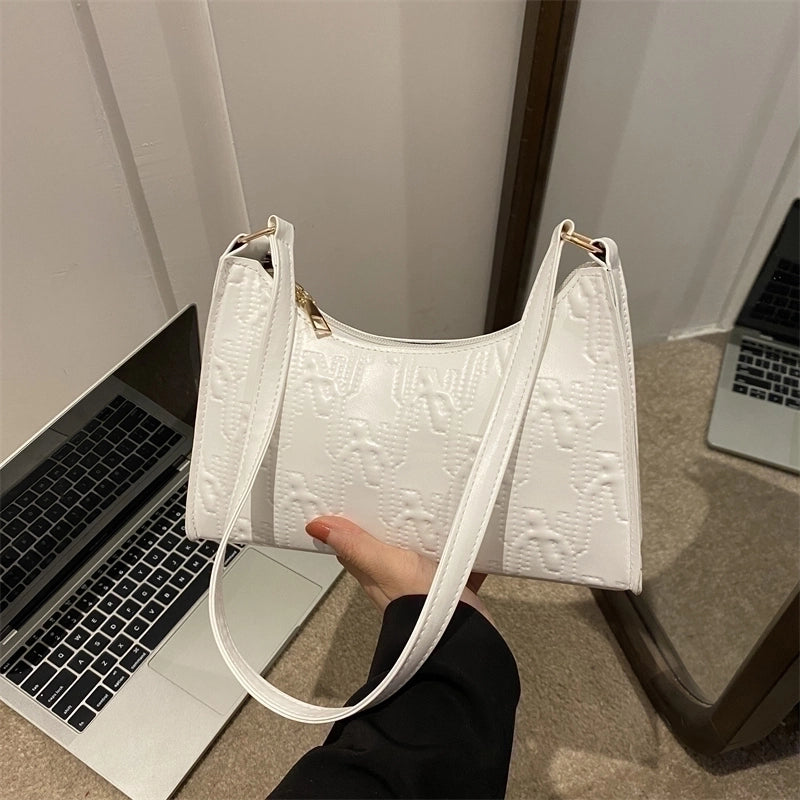 Women's Pu Leather Solid Color Classic Style Square Zipper Underarm Bag