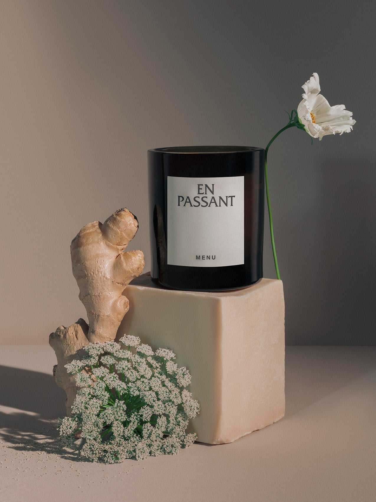 Olfacte Scented Candle. En Passant