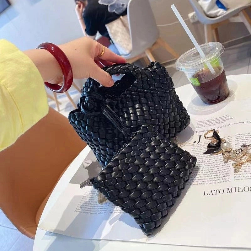 Women's Small Pu Leather Solid Color Streetwear Weave Square Open Crossbody Bag
