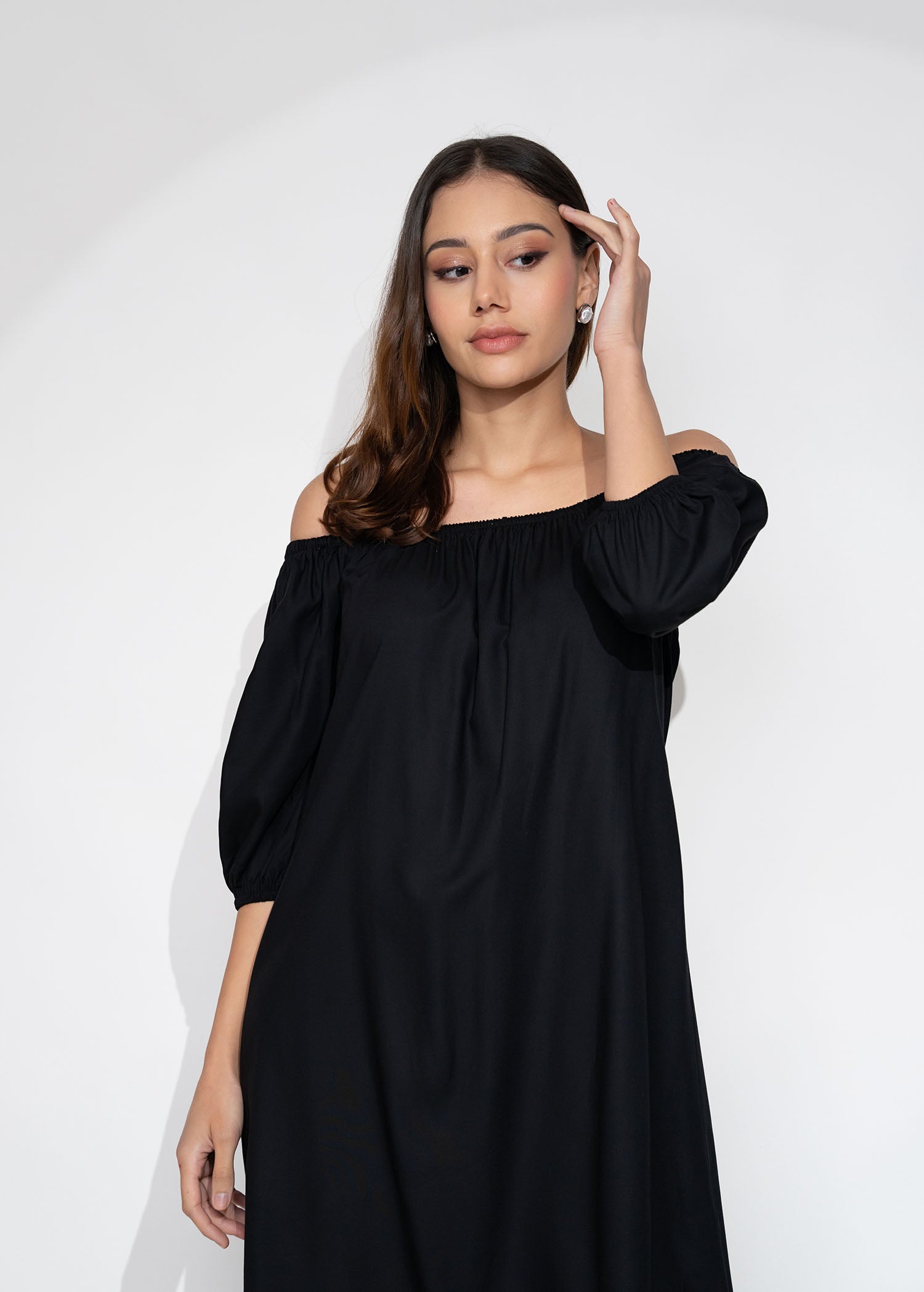 Off Shoulder Basic Dress