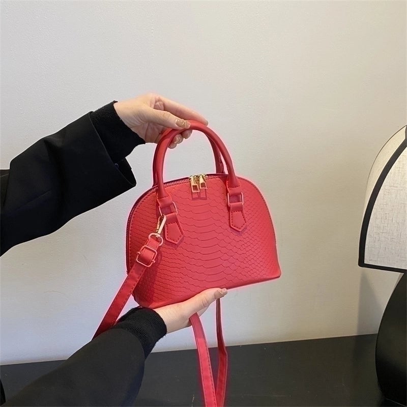 Women's Medium All Seasons Pu Leather Streetwear Handbag