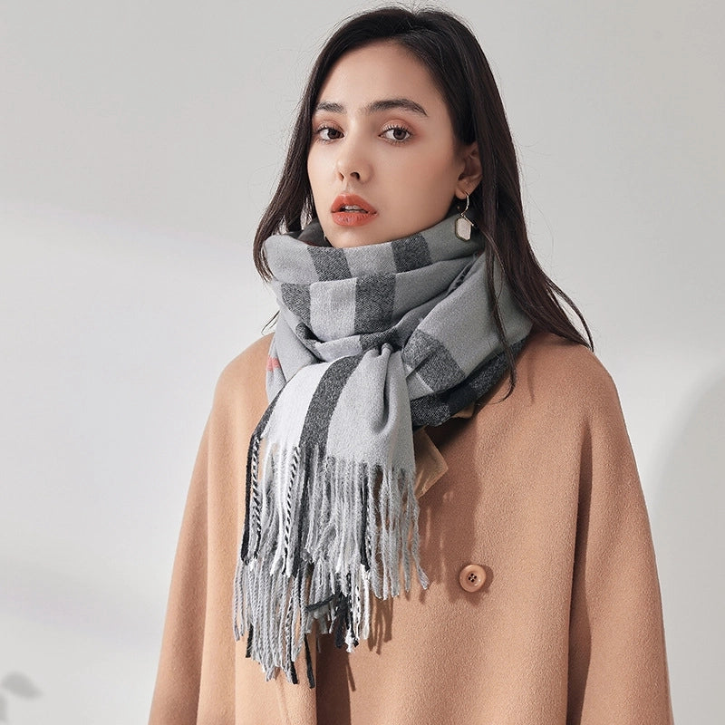 Women's Minimalist Classic Style Plaid Imitation Cashmere Scarf