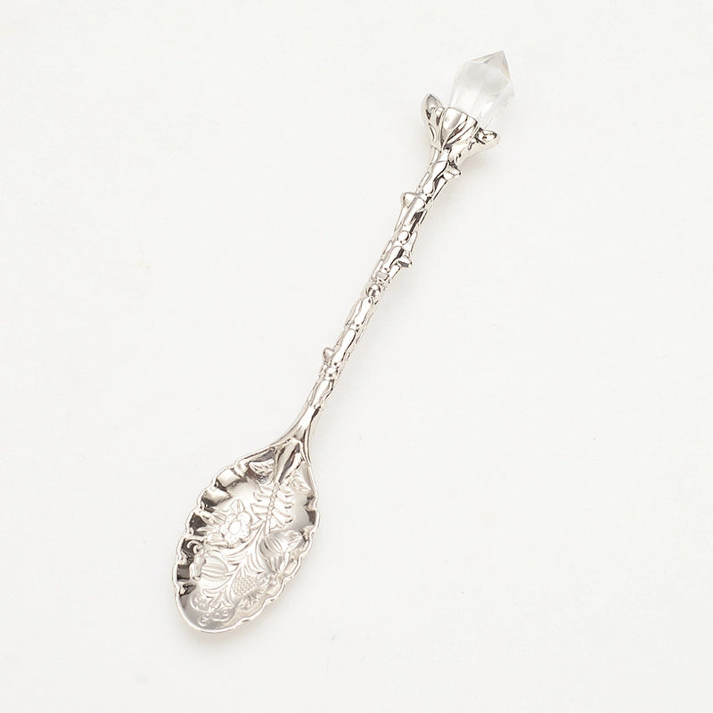 Vintage Carved Crystal Head Pattern Alloy Leaf Spoon Nordic Creative Mug Coffee Ice Cream Spoon