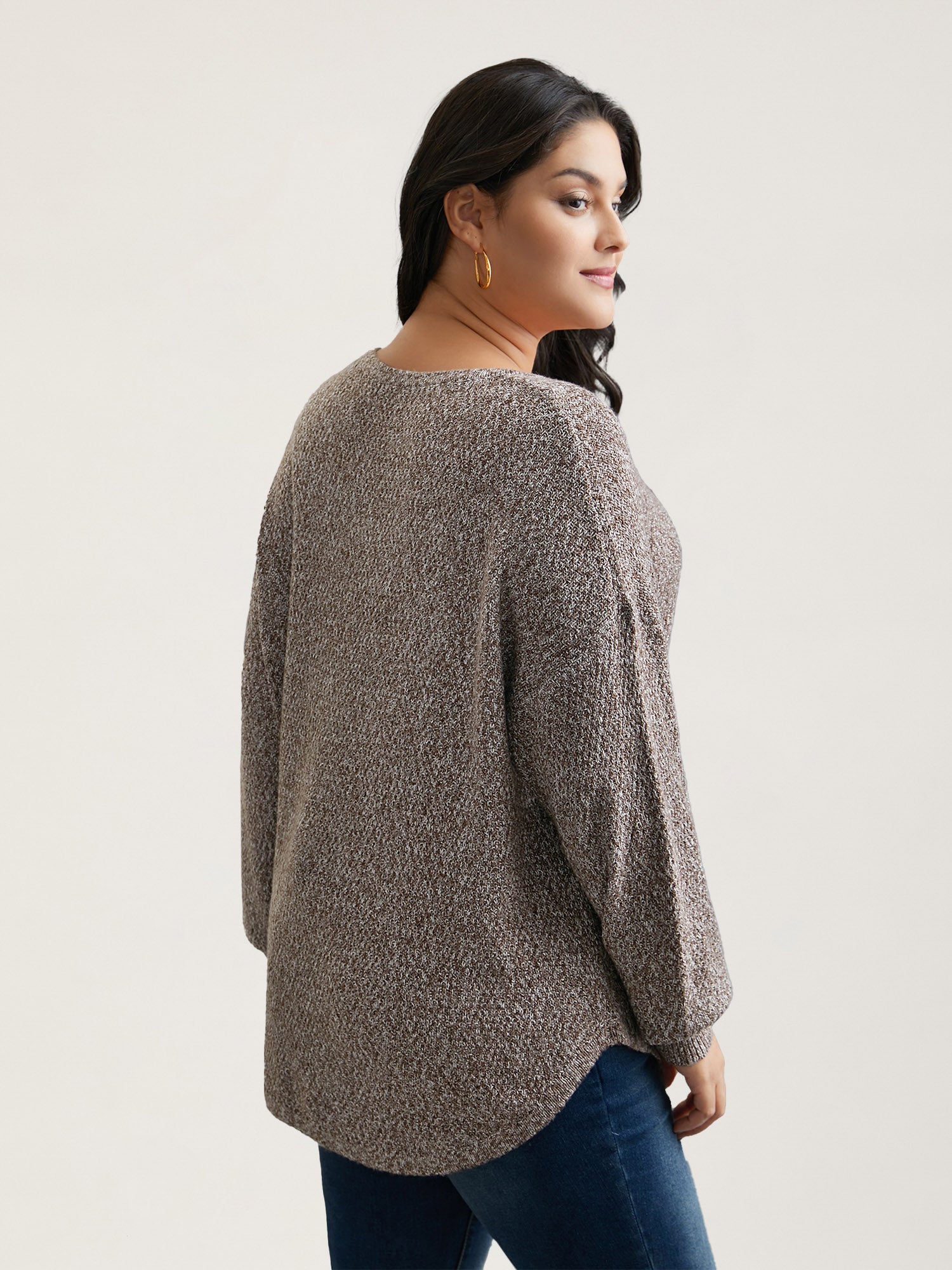 Textured V-Neck Curved Hem Pullover