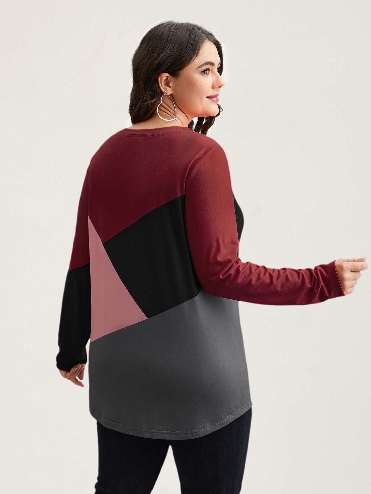 Geometric Color Block Curved Hem Top