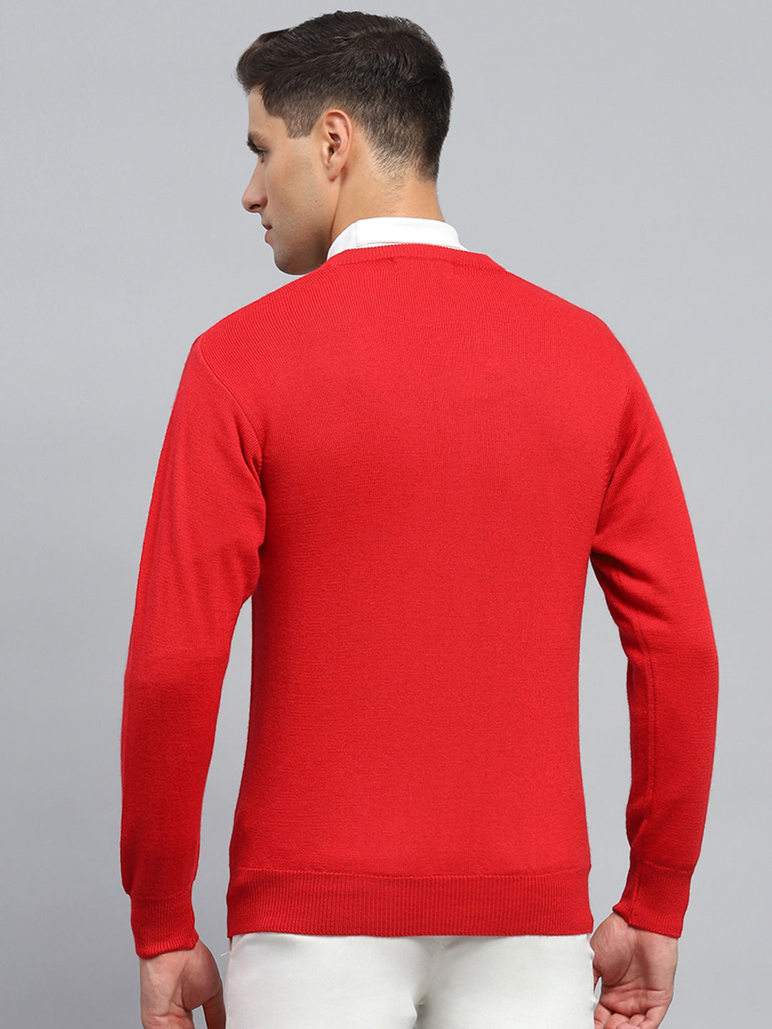 Men Red Solid V Neck Full Sleeve Pullover