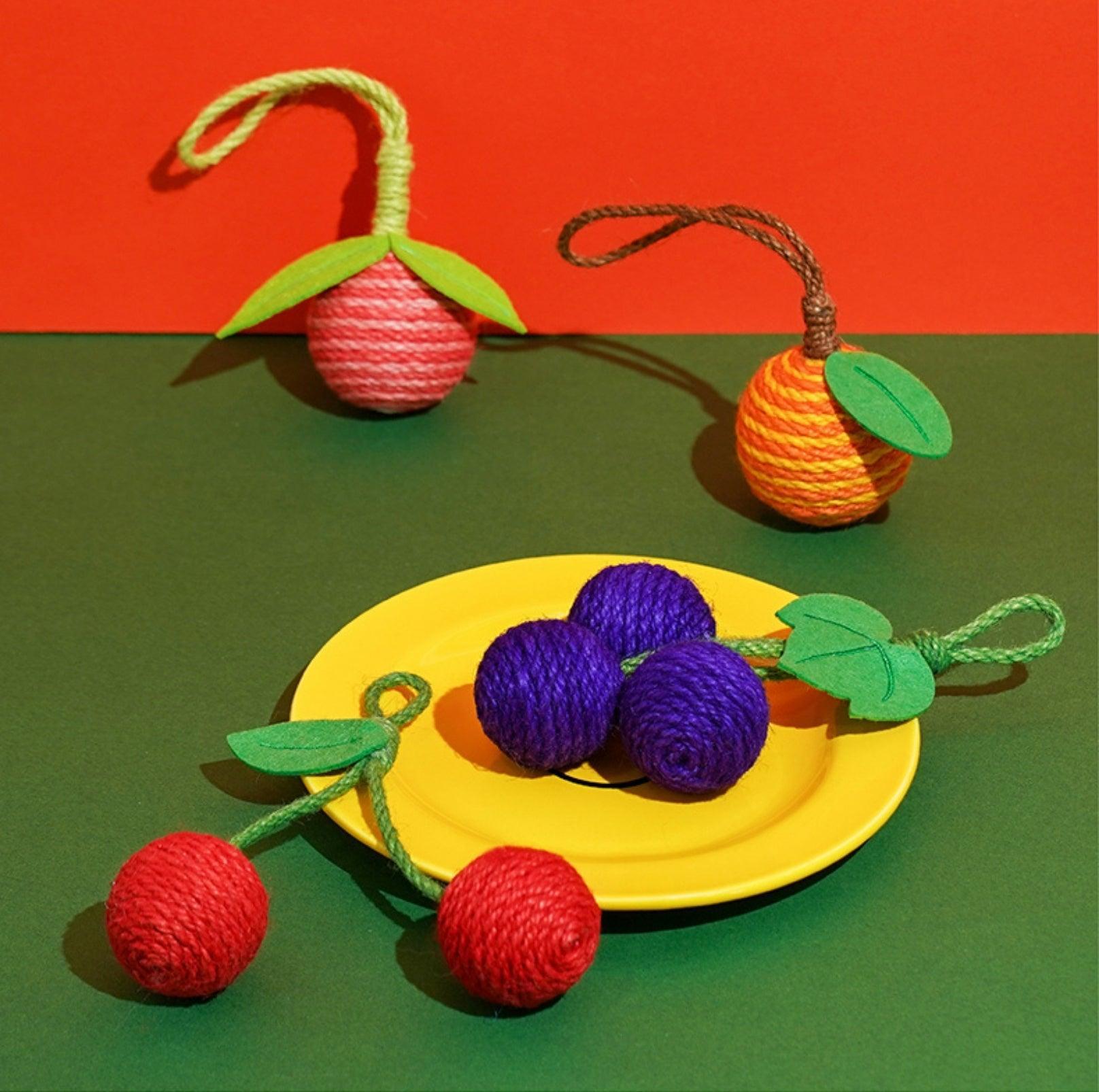 Fruit Party Hangable Natural Sisal Cat Toy Chasing And Chewing Balls