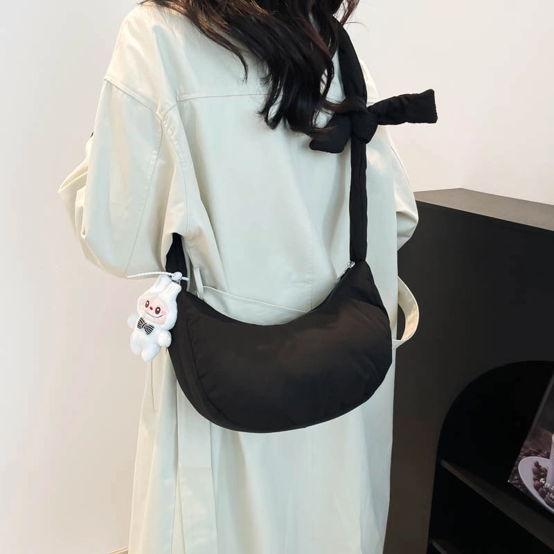 Women's Medium Nylon Solid Color Basic Classic Style Sewing Thread Dumpling Shape Zipper Crossbody Bag