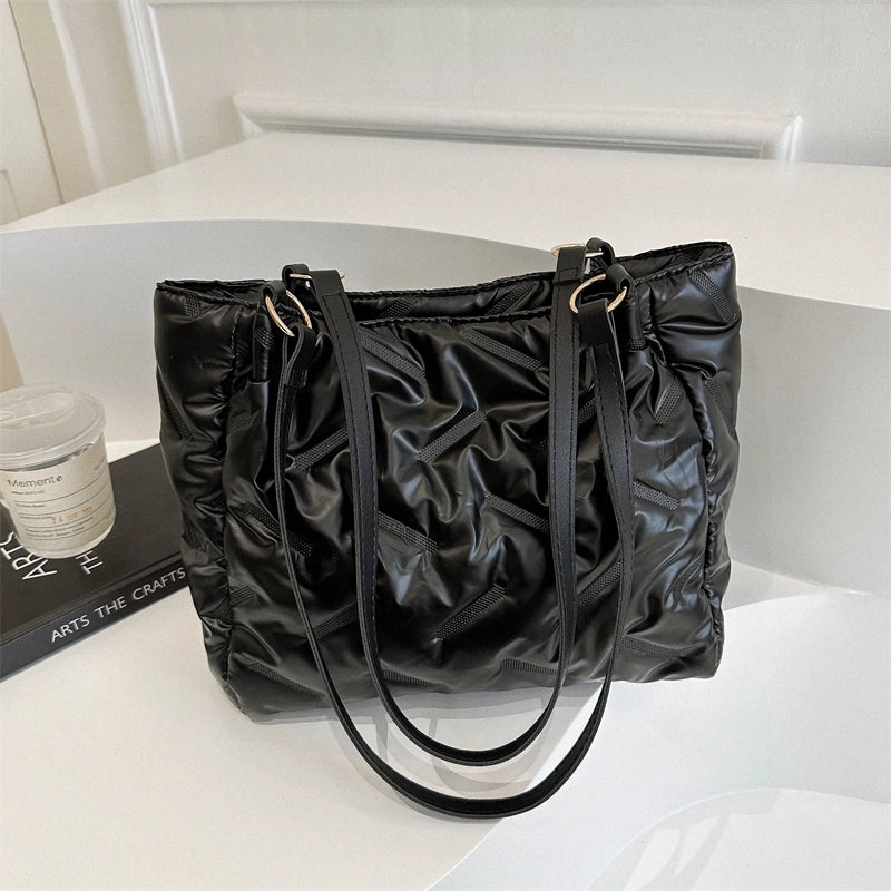 Women's Water Repellent Solid Color Classic Style Square Zipper Shoulder Bag