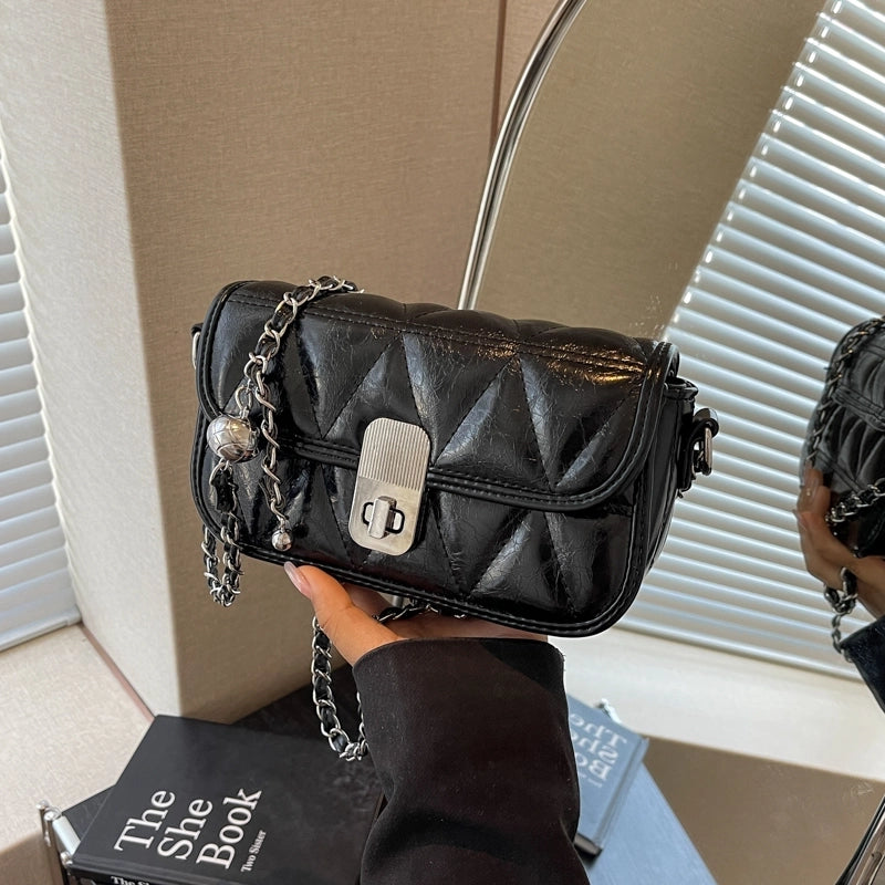 Women's Pu Leather Solid Color Lingge Basic Classic Style Lock Clasp Shoulder Bag Crossbody Bag