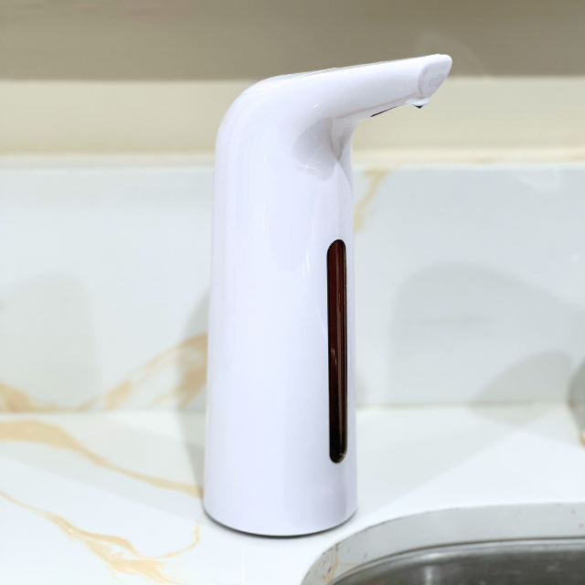 CleanWave: Automatic Soap Dispenser