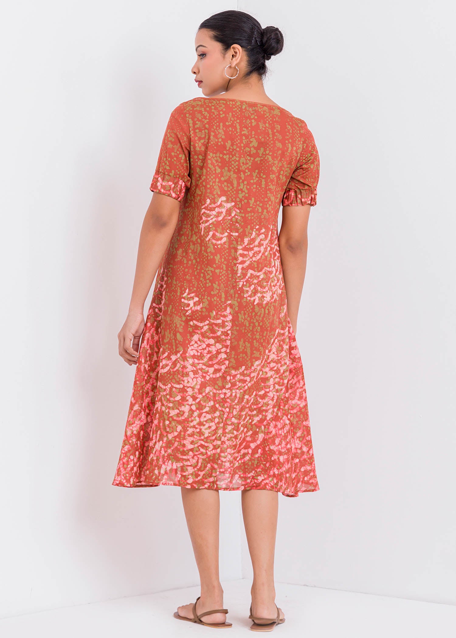 Batik Puff Sleeved Round Neck Dress