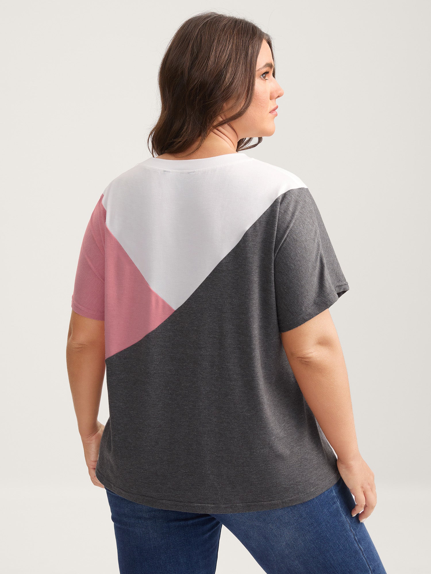 Color Block Round Neck T-Shirt