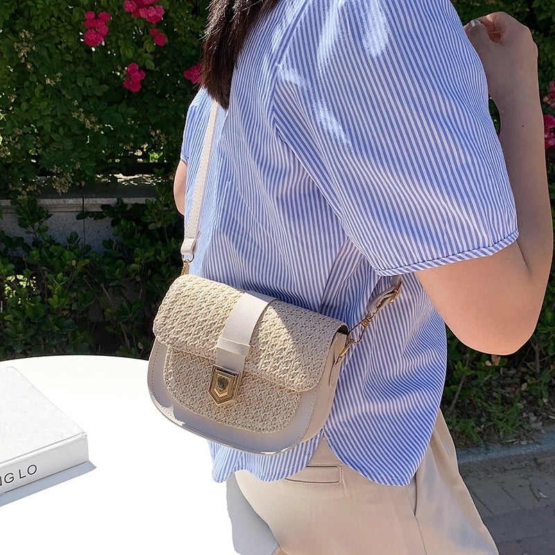 Women's Small All Seasons Straw Streetwear Saddle Bag