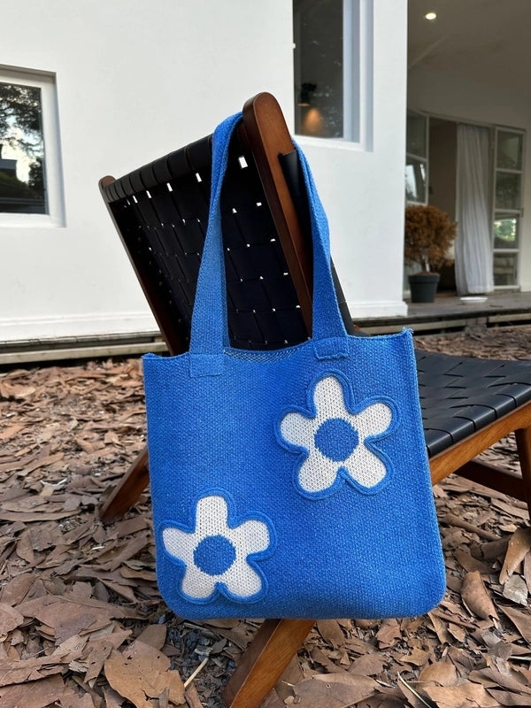 Women's Medium Polyester Flower Cute Square Open Underarm Bag