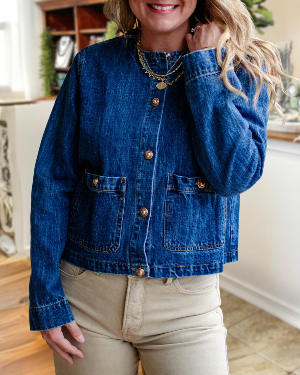 Stylish Cropped Denim Jacket