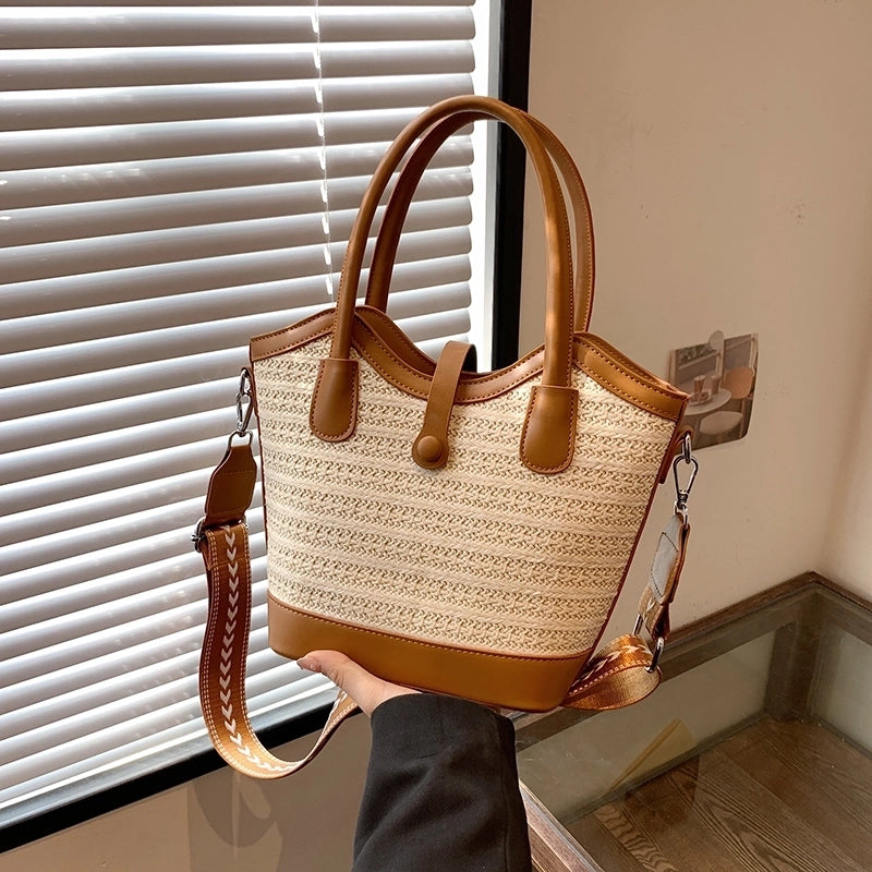 Women's Medium Straw Solid Color Vacation Classic Style Weave Zipper Tote Bag