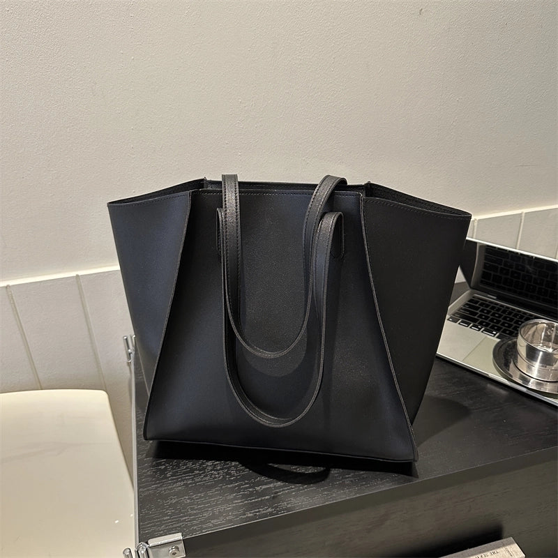 Women's All Seasons Pu Leather Elegant Basic Tote Bag Underarm Bag