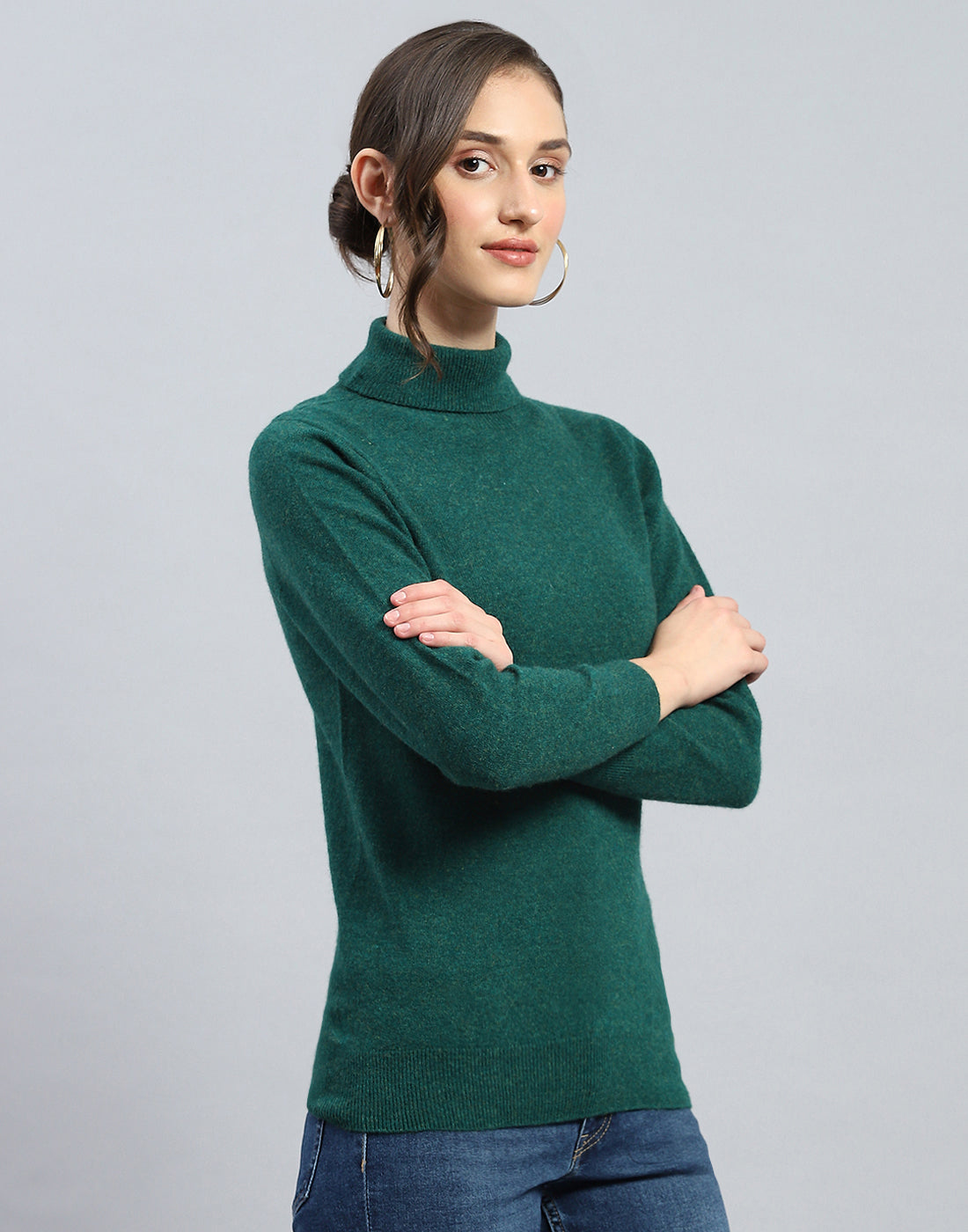 Women Green Solid Turtle Neck Full Sleeve Winter Top