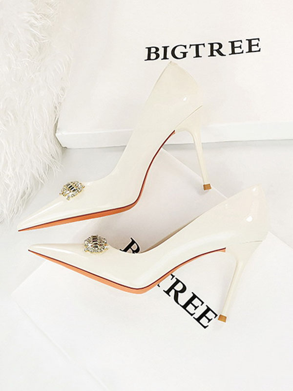 Pointed-Toe Shallow Cut Split-Joint Pumps