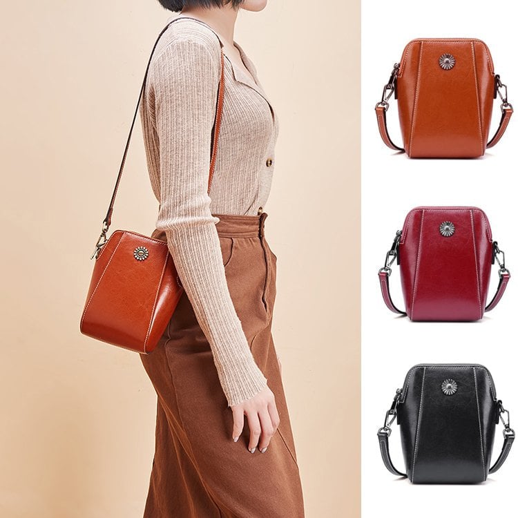 48% OFF 🔥Buy 1 Get 1 Free - RETRO All-match vertical cellphone bag👜