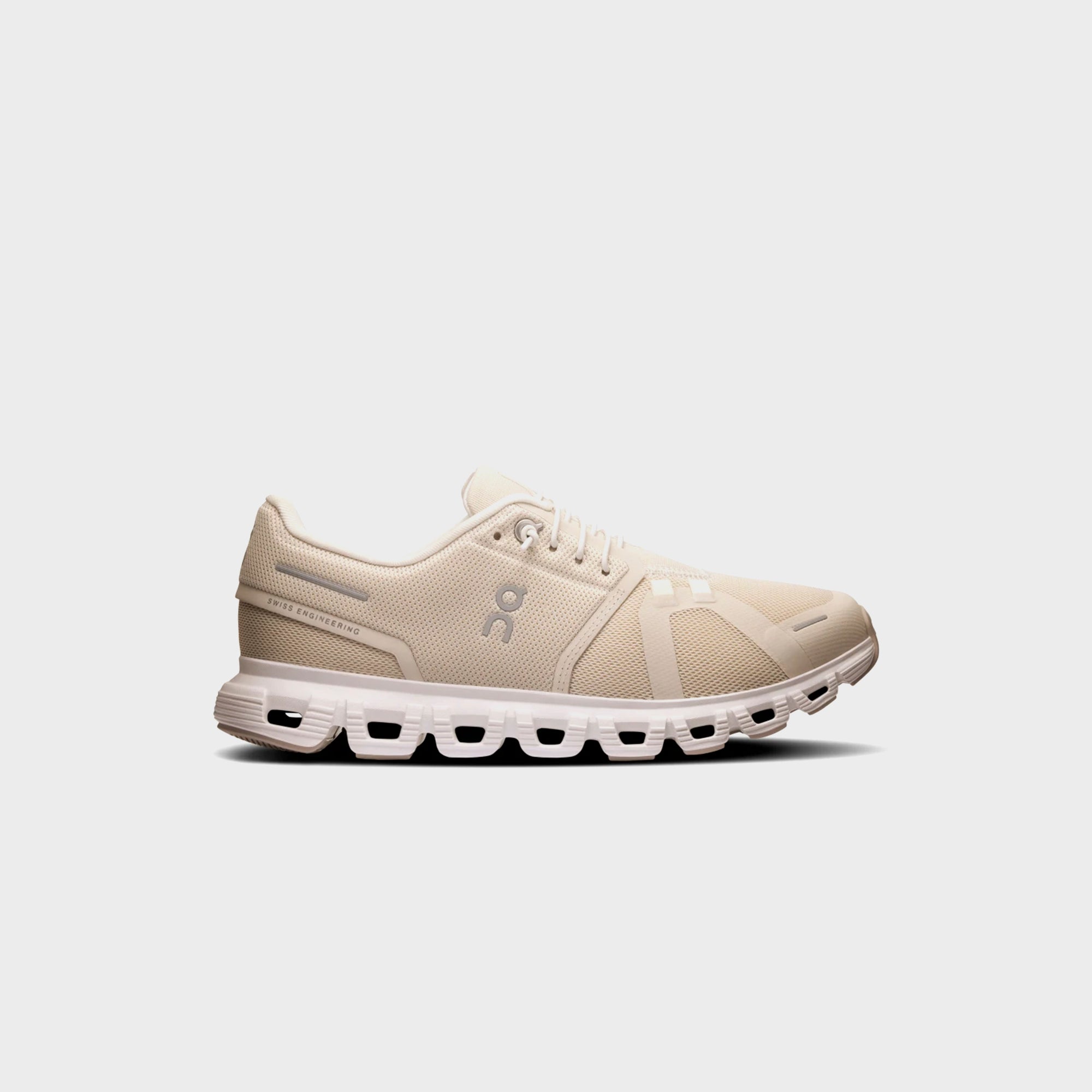 On Running WMNS Cloud 6 - Pearl / White