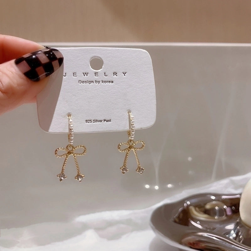 Fashion Geometric Alloy Plating Artificial Pearls Women's Earrings 1 Pair