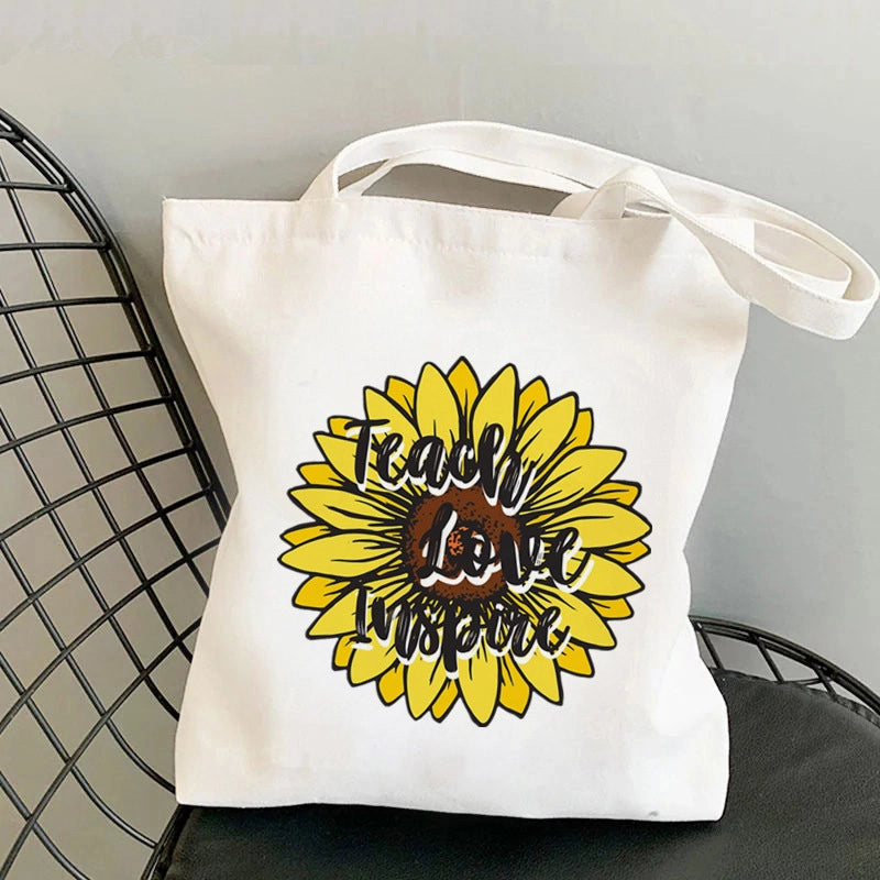 Hot Selling Kawaii Heart-shaped Printed Tote Bag For Teachers And Students One-shoulder Large Capacity White Cotton Bag