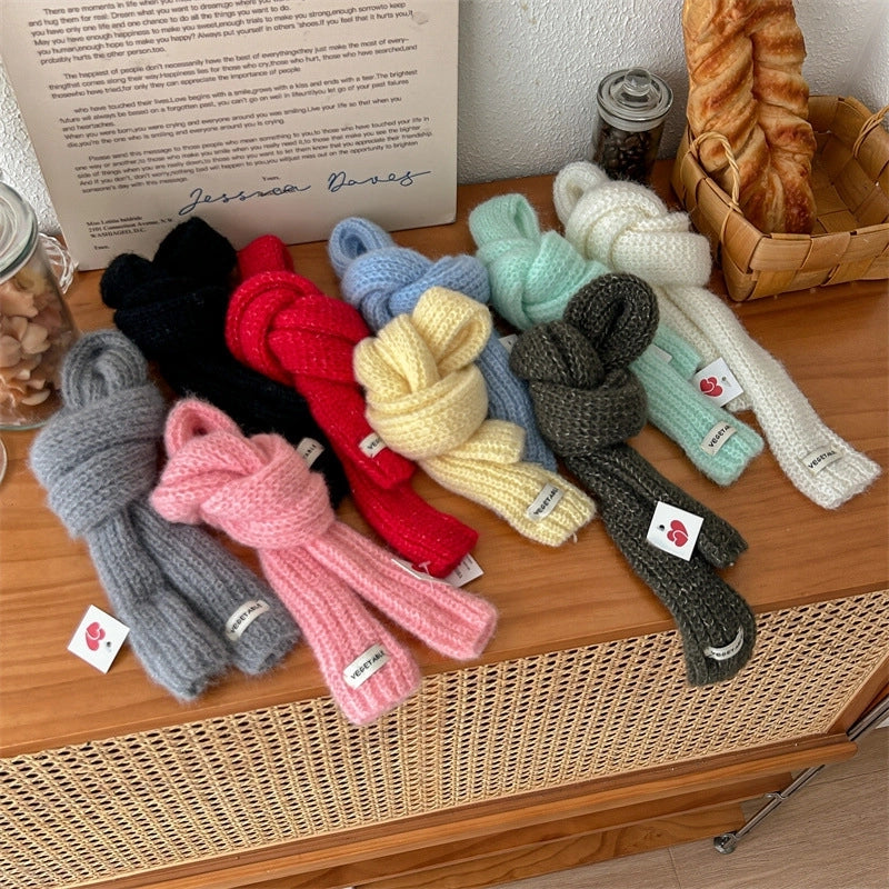 Women's Sweet Solid Color Polyester Knitted Scarf