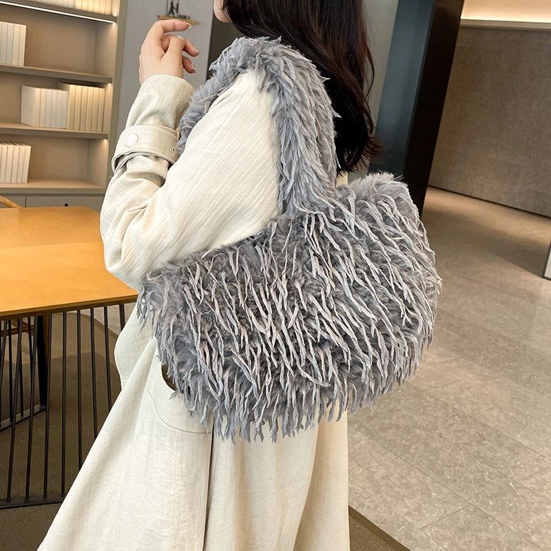 Women's Medium Plush Solid Color Streetwear Square Magnetic Buckle Shoulder Bag