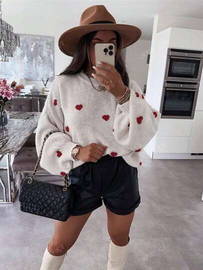 Final Sale⚡4 Packs for $24.98⚡ -Women's Heart Patterned Crew Neck Sweater