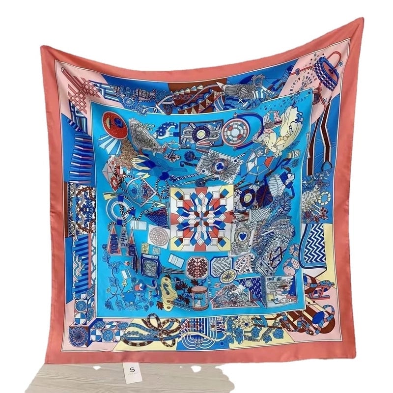 Women's Elegant Retro Printing Satin Silk Scarf