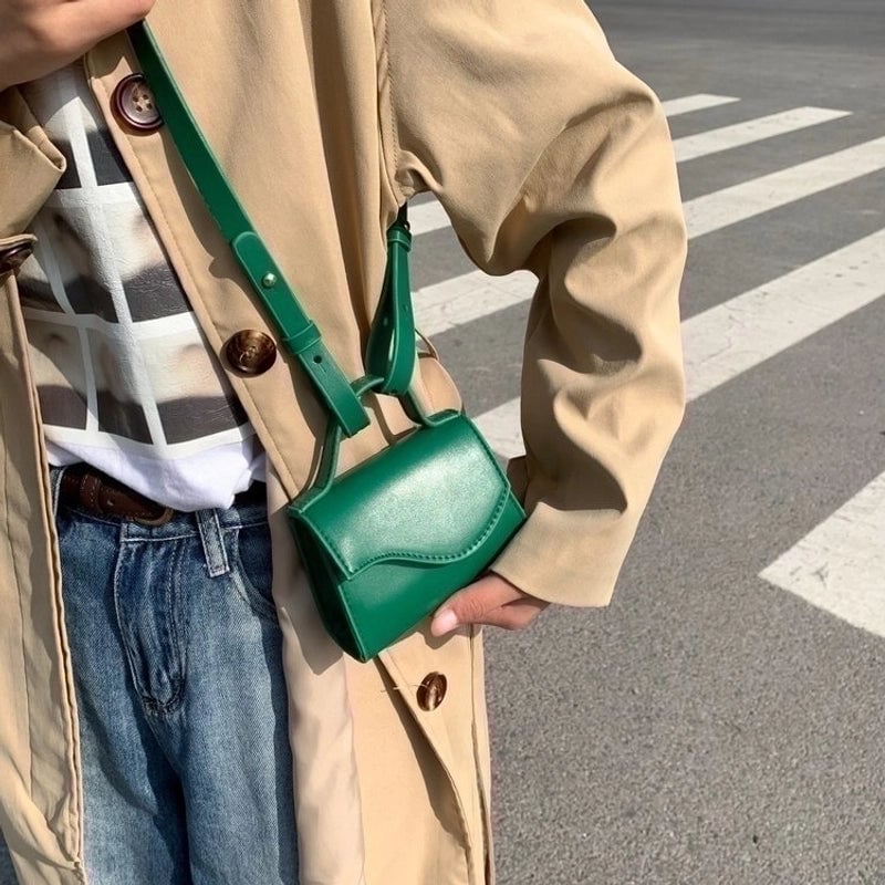 Women's Mini Pu Leather Solid Color Streetwear Square Flip Cover Square Bag