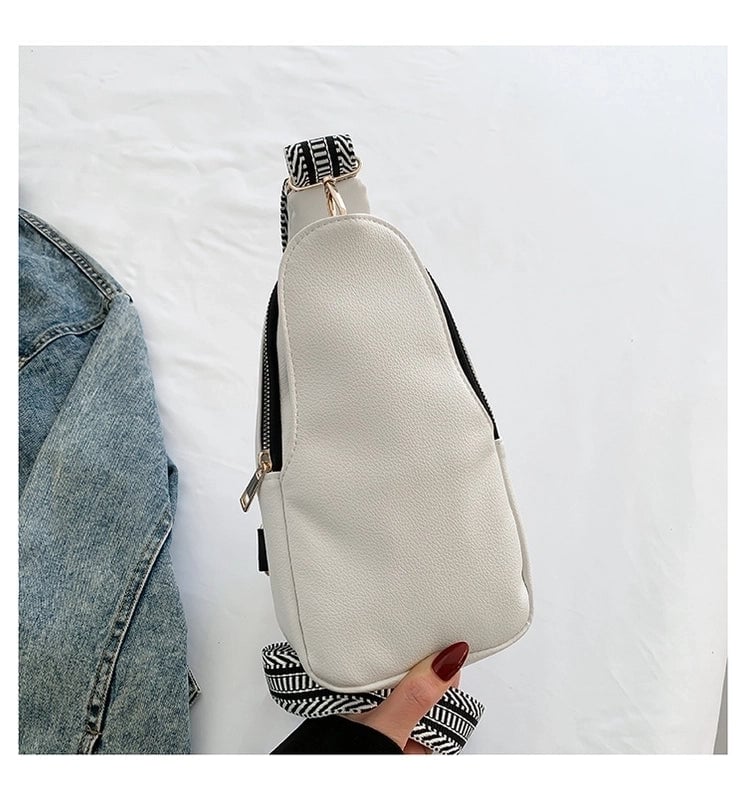 Women's Pu Leather Solid Color Classic Style Square Magnetic Buckle Fanny Pack