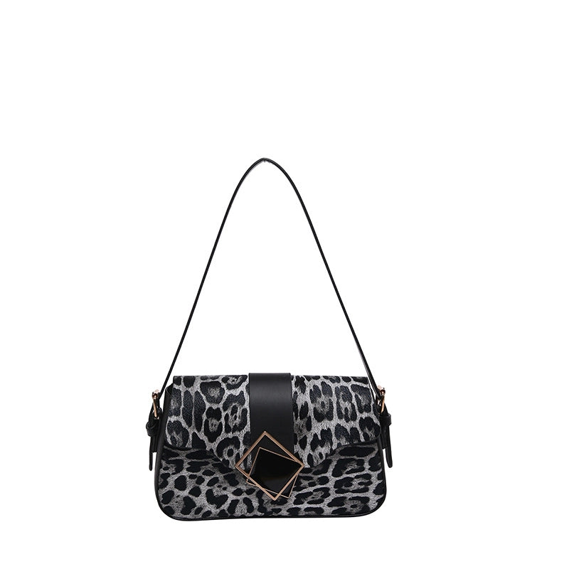 Women's Pu Leather Leopard Streetwear Square Magnetic Buckle Underarm Bag