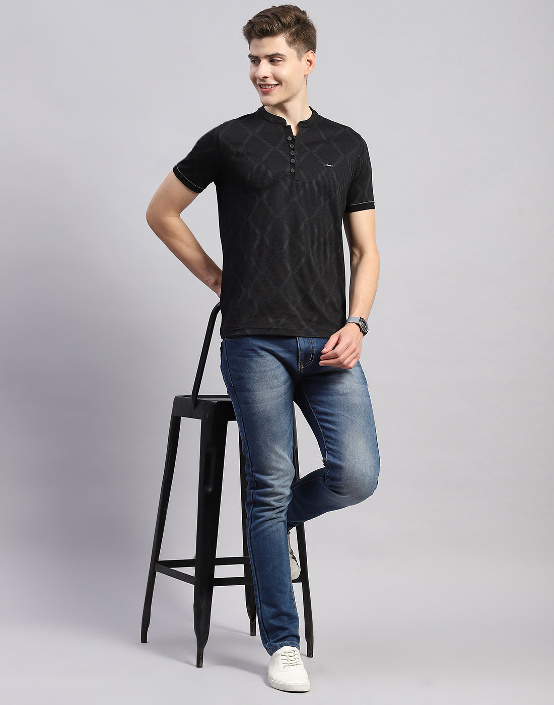 Men Black Printed Mandarin Neck Half Sleeve T-Shirt