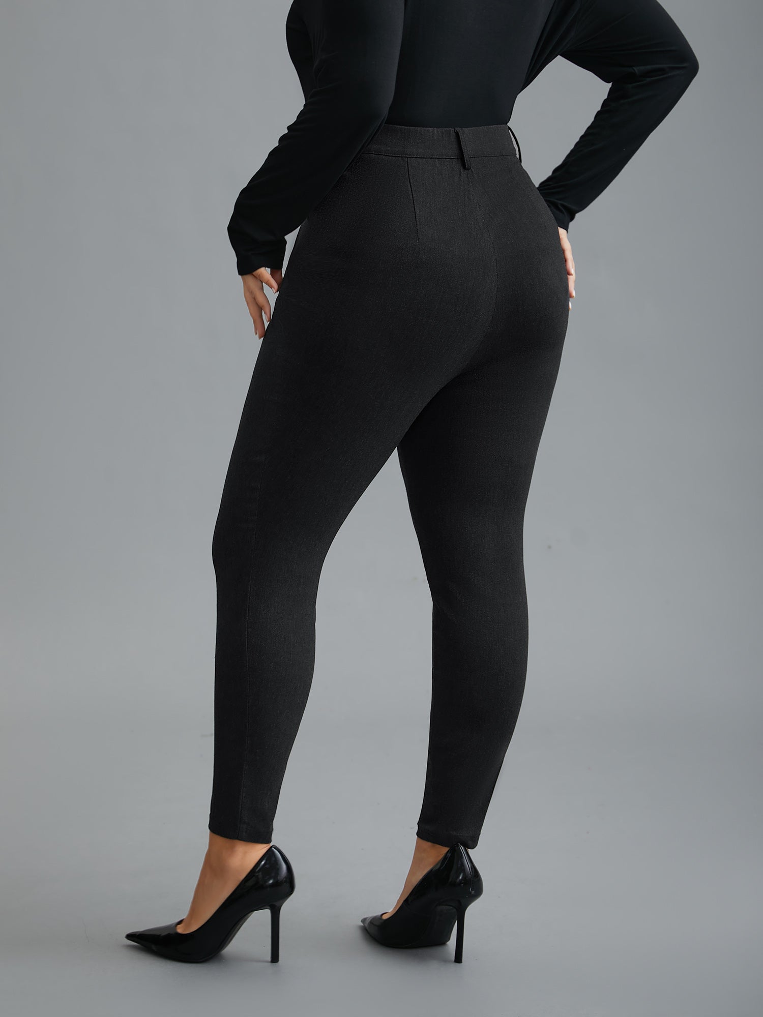 Heather Slim-Fit Mid-Rise Pants