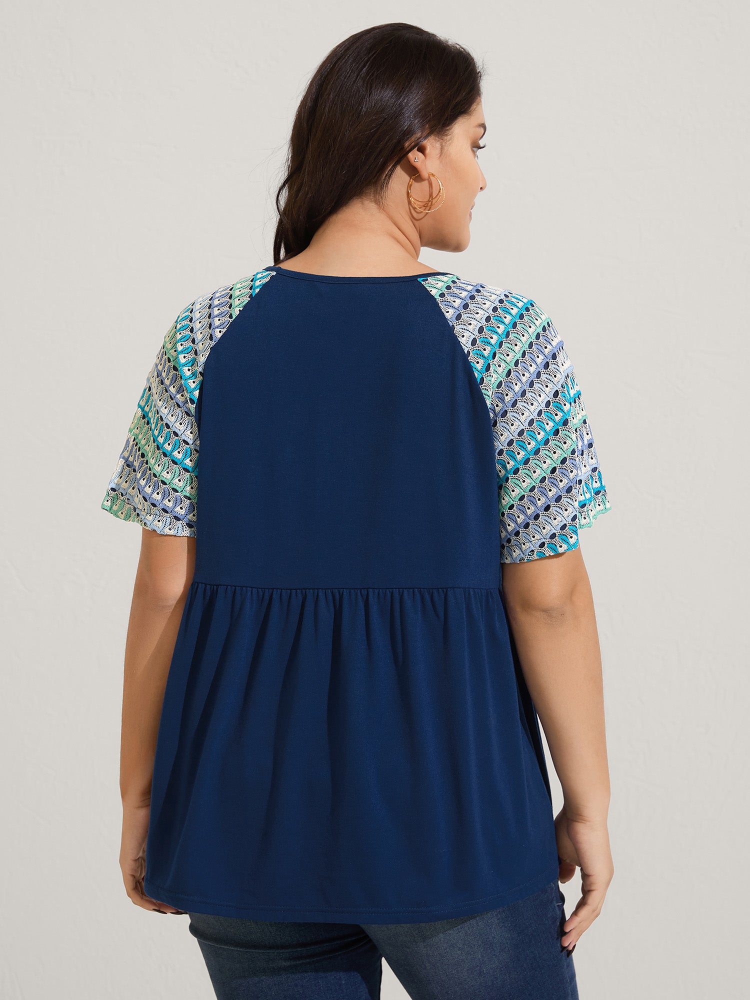 Colorful Crochet Raglan Sleeve T-Shirt