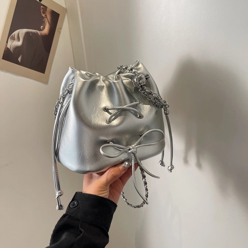Women's Medium Pu Leather Solid Color Classic Style Sewing Thread Bucket Magnetic Buckle Bucket Bag