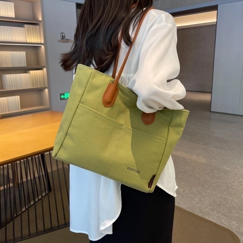 Women's Nylon Solid Color Preppy Style Sewing Thread Zipper Shoulder Bag