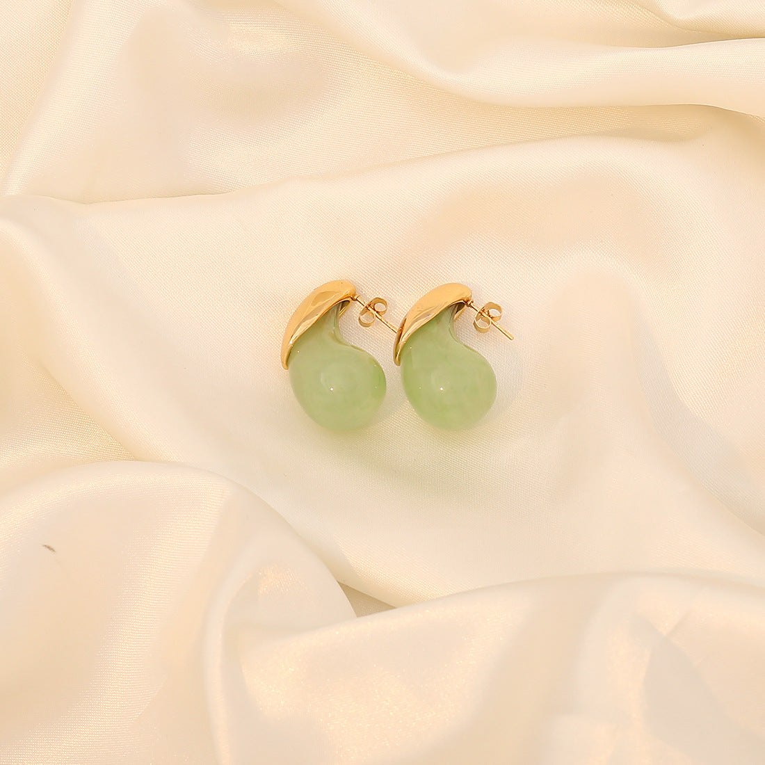 Fashion Droplet Stainless Steel Electroplating Stud Earrings