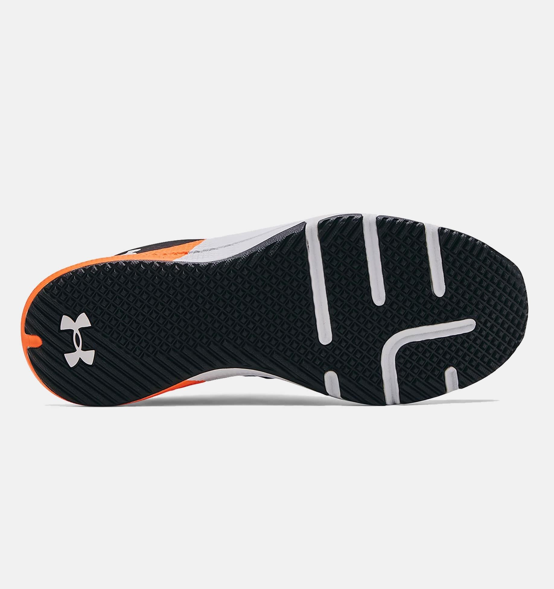 Anterior Siguiente Zapatillas de entrenamiento Under Armour Charged Engage para hombre