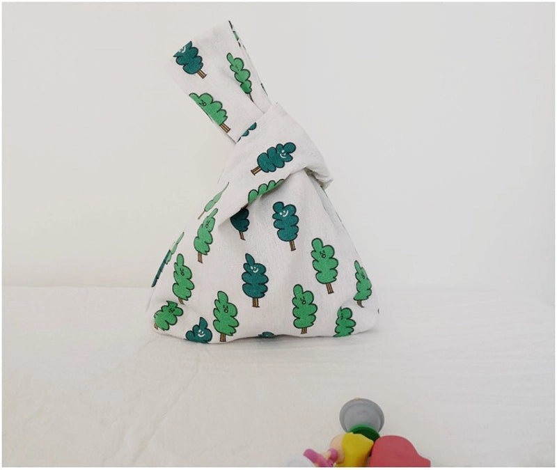 Women's Small Canvas Cartoon Bear Cat Vacation Open Handbag