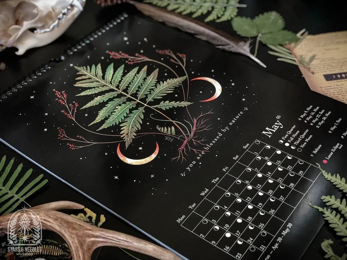 2022 Dark Forest Lunar Calendar📅