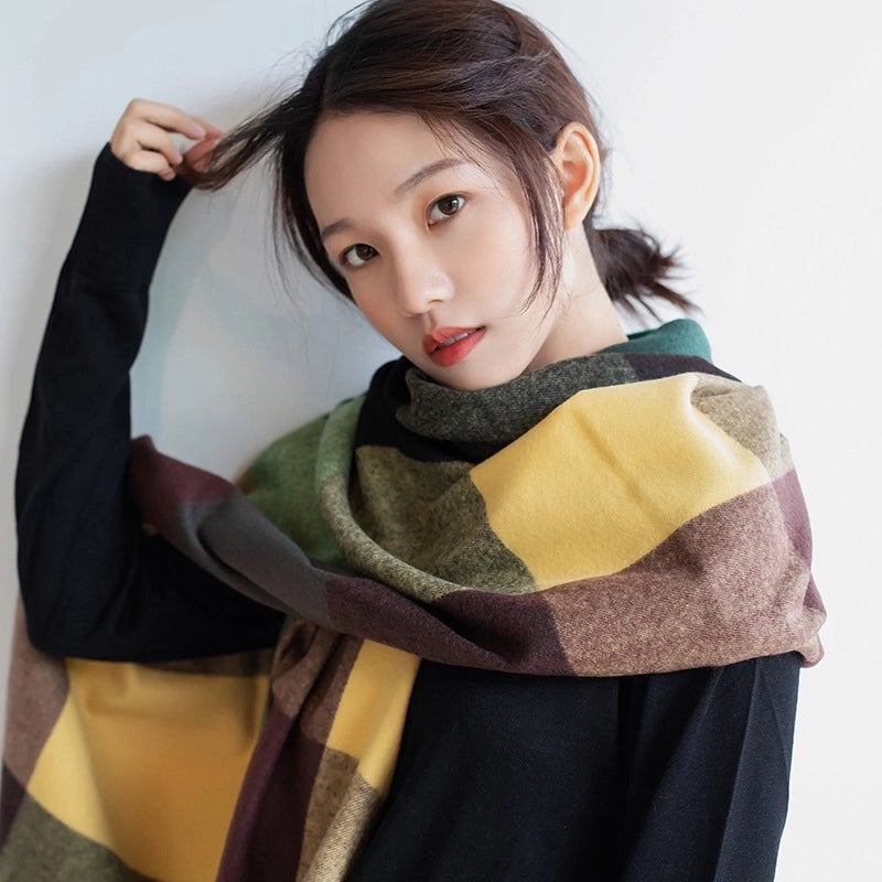 Women's Minimalist Commute Plaid Polyester Scarf