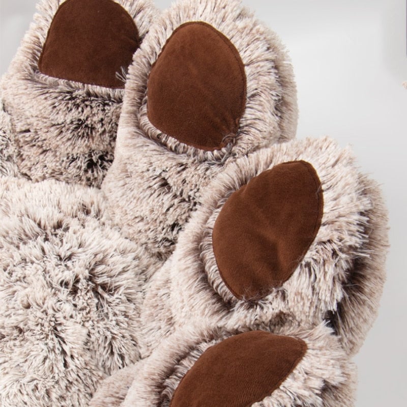 Plush Bear Paw Pet Bed